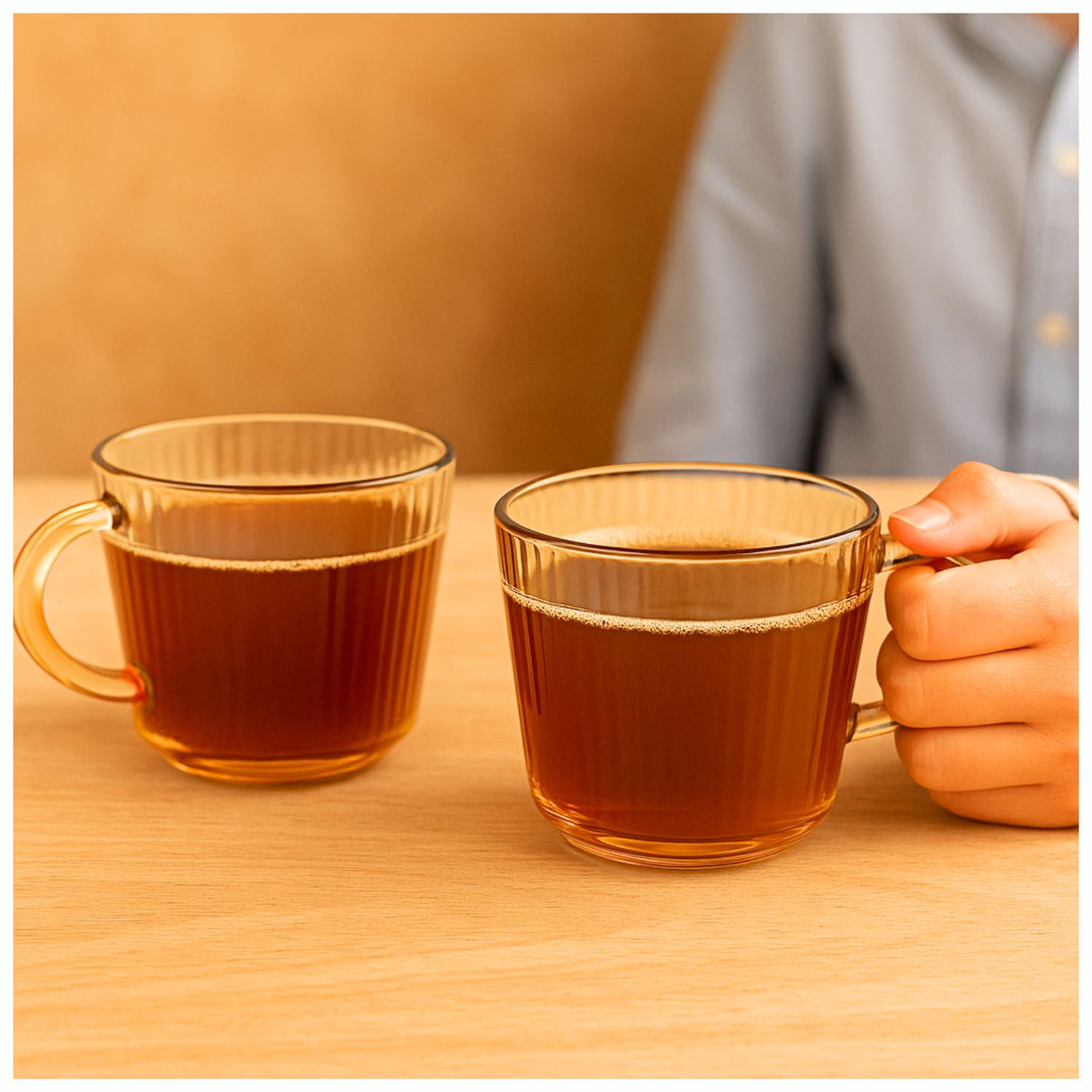 Set 2 Tazas Vidrio Ámbar 380mL Diseño Acanalado Café Té