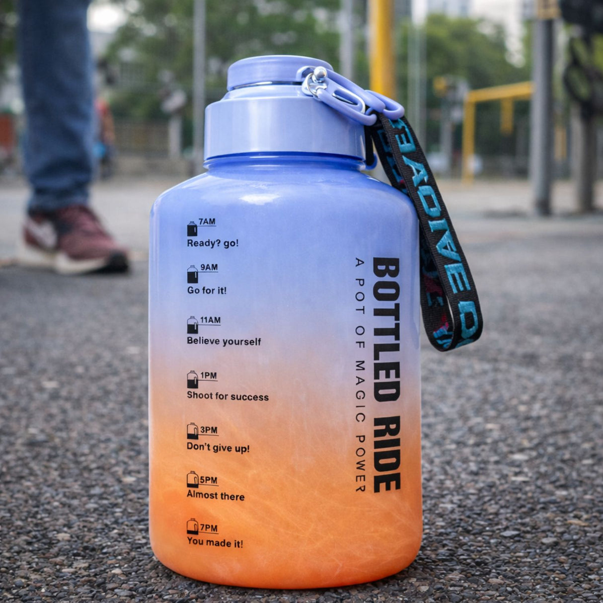 Botella Deportiva Motivacional Azul Naranja 2200 mL