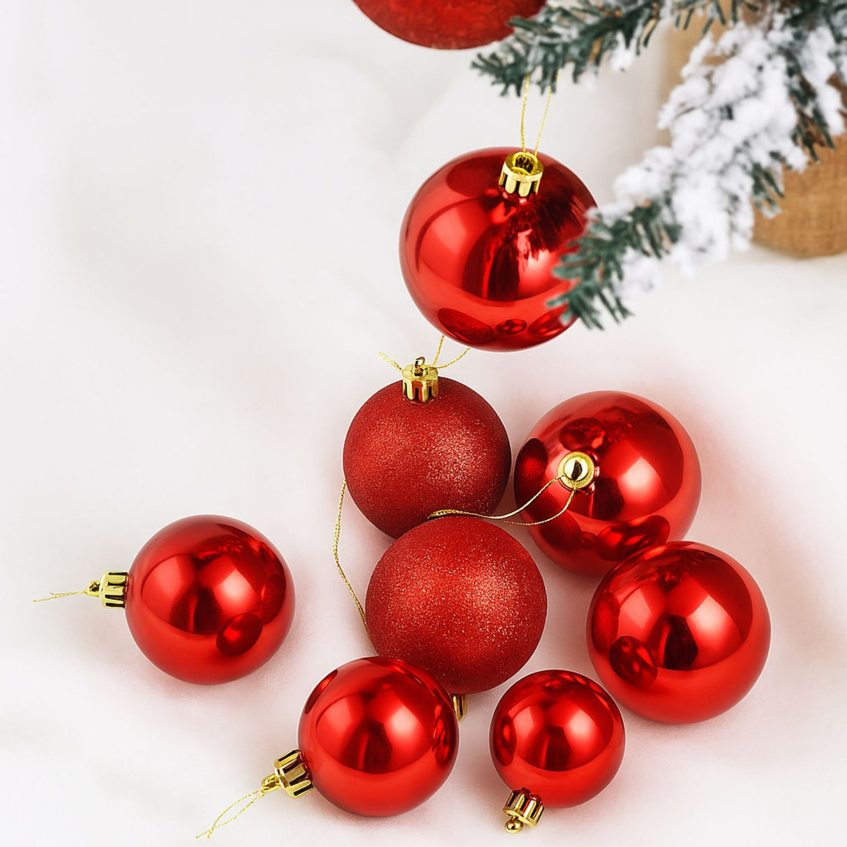 16 Esferas Navideñas Bambalinas Esferas 8 Cm Rojas para decorar tu hogar con estilo festivo. ¡Compra ahora y transforma tu Navidad!-2