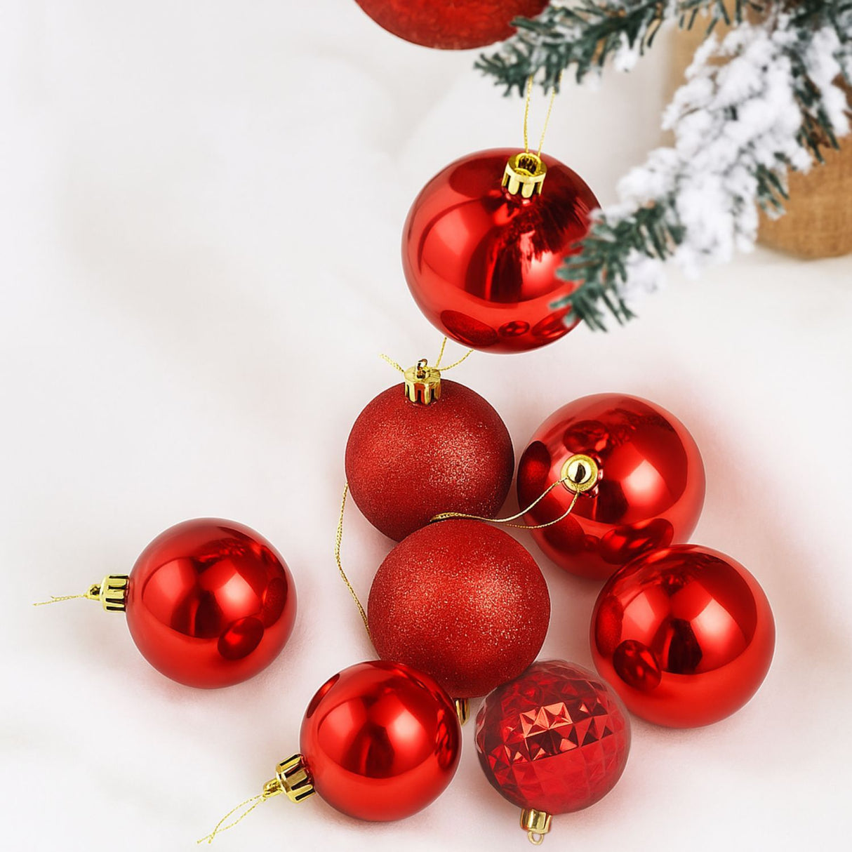 16 Esferas Navidad Bambalinas 8 Cm Navideñas Rojas Decorar. Perfectas para embellecer tu hogar estas fiestas. ¡Compra ahora y transforma tu decoración!-2