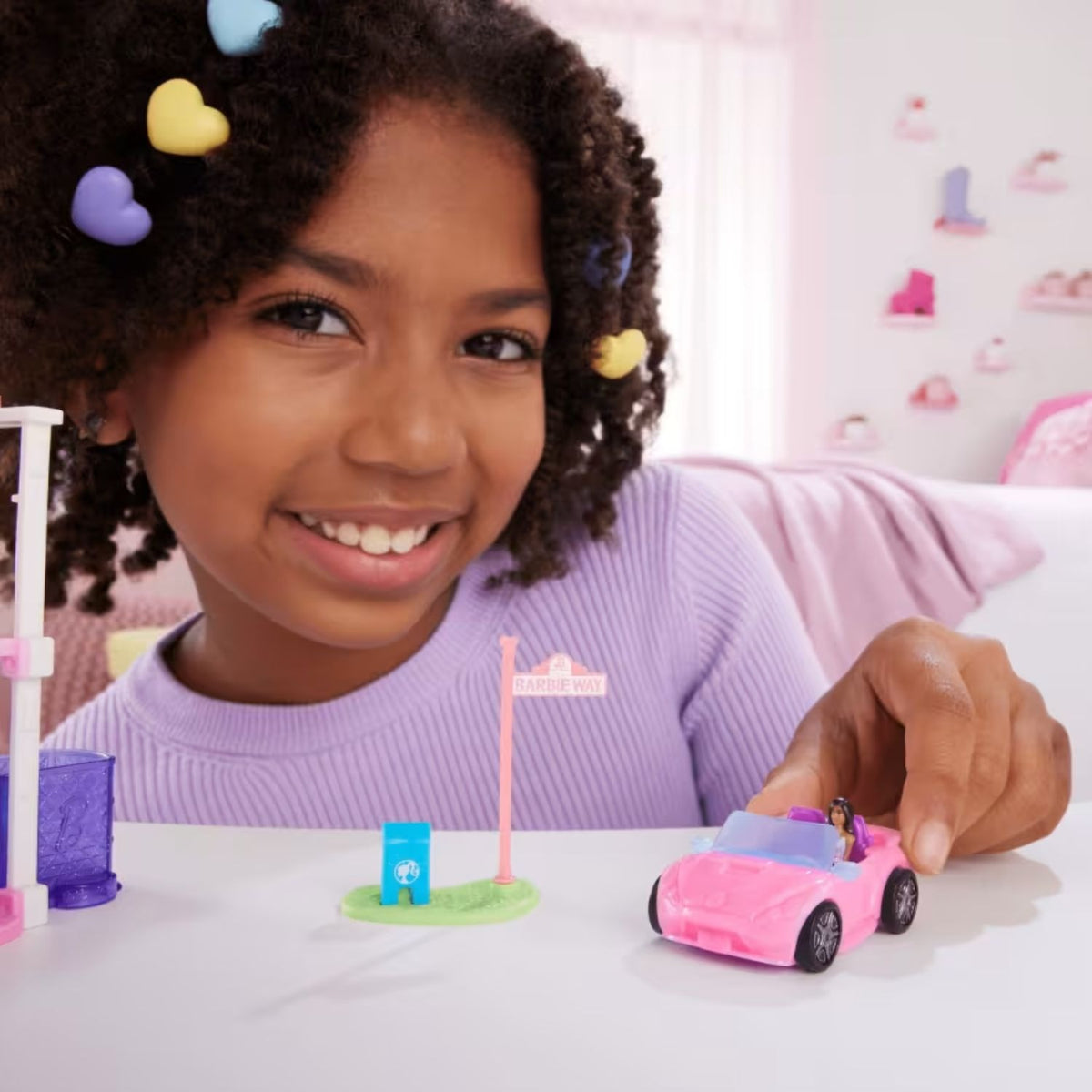 Barbie Vehiculo Deportivo Muñeca Sorpresa Barbieland Mattel