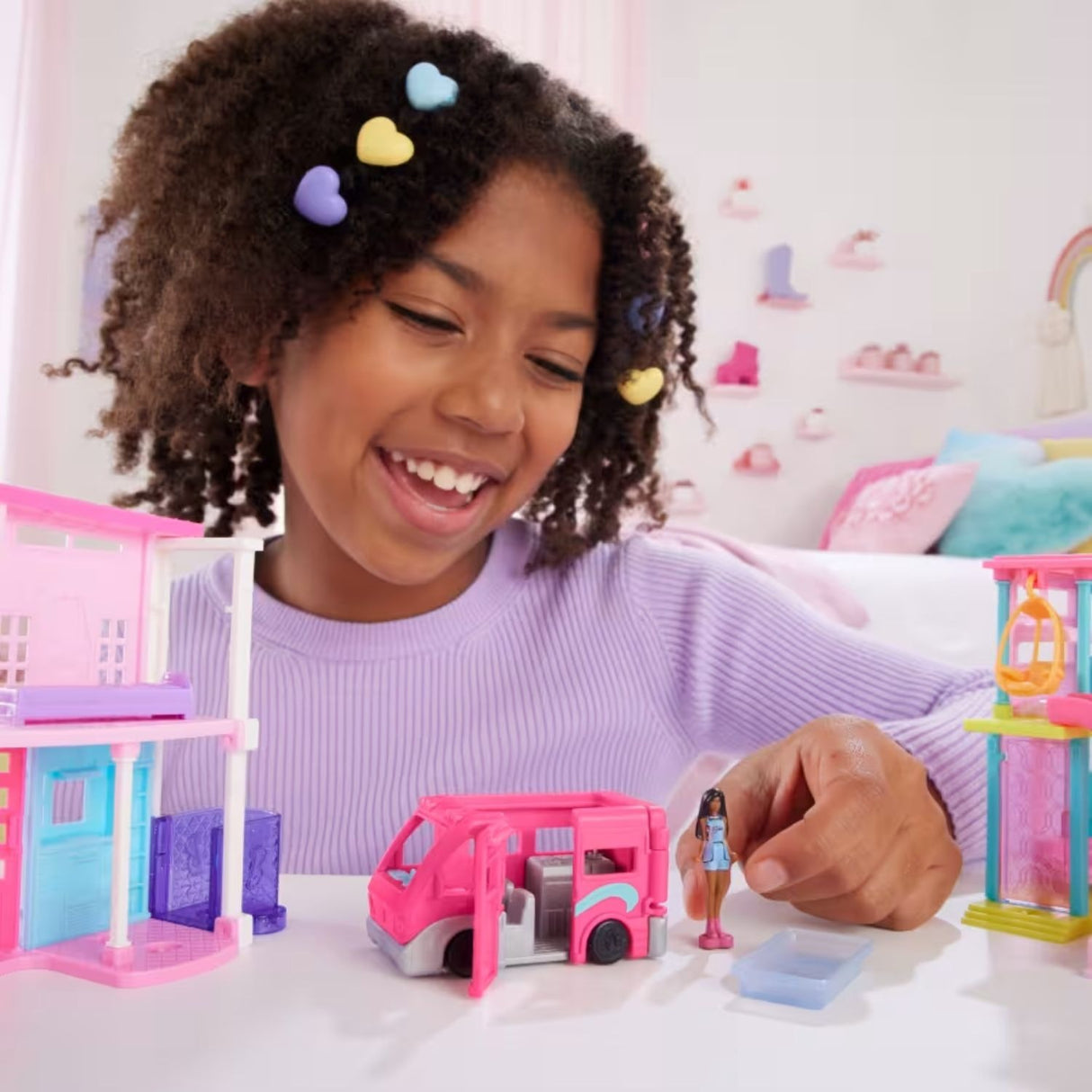 Barbie Vehiculo Camion Muñeca Sorpresa Barbieland Mattel