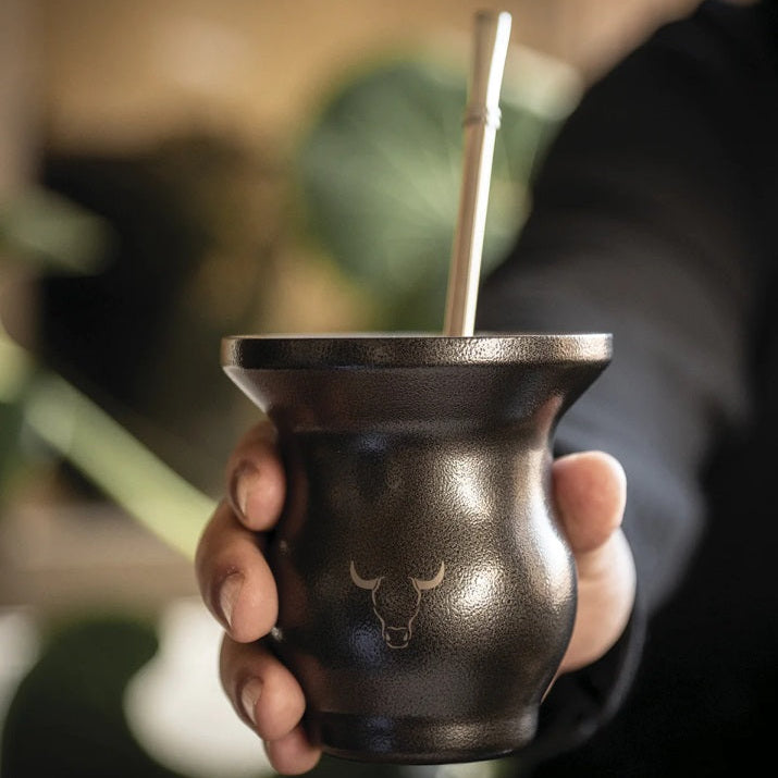 Mate Insulado Wayu Set Con Bombilla 230ml Acero: Disfruta de tu mate caliente por más tiempo. ¡Haz tu pedido ahora y vive la experiencia!-3