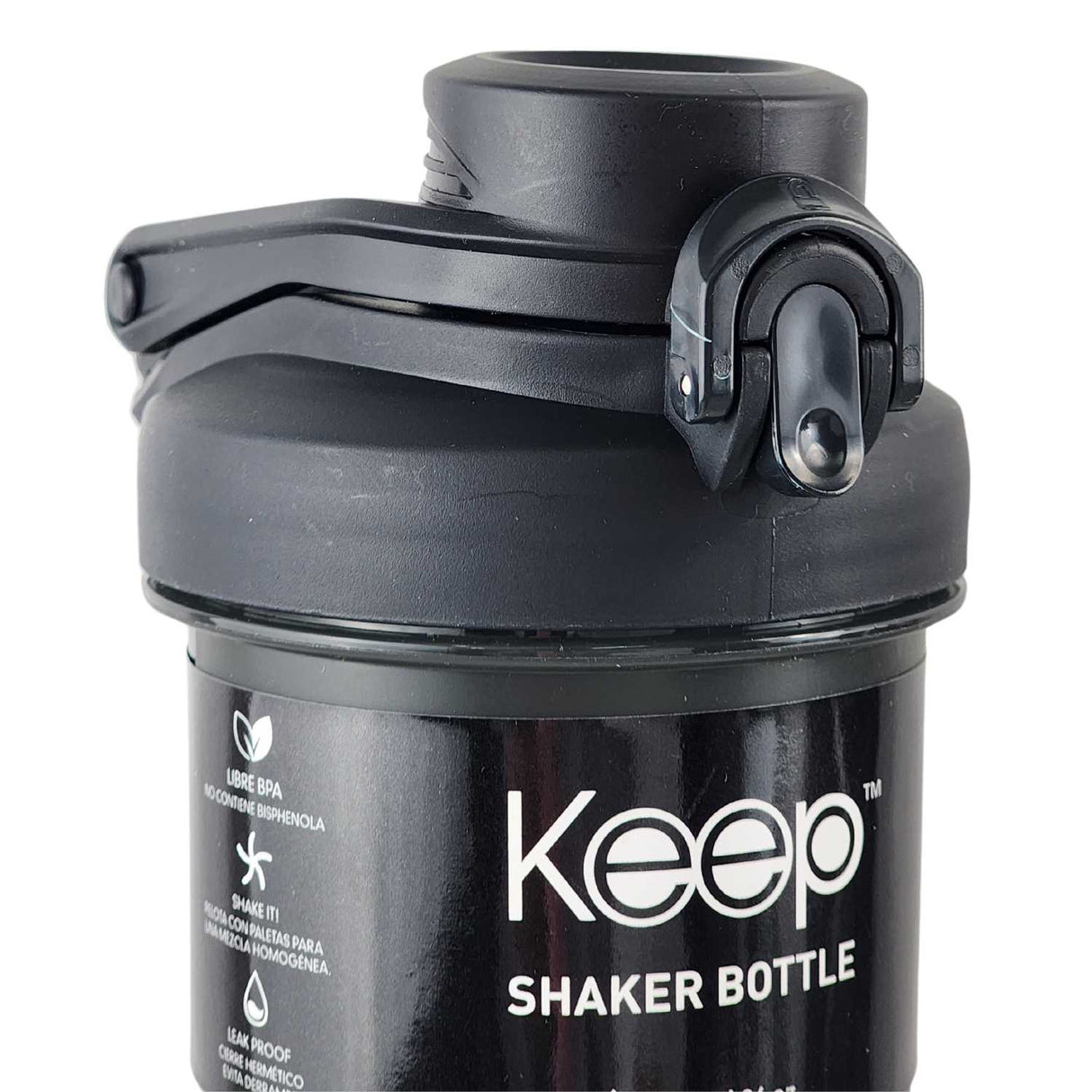 Botella Shaker Keep negra de 700 ml, hecha de plástico BPA-free, ideal para mezclar bebidas deportivas y mantenerte hidratado en el gimnasio.-1-4-1-1