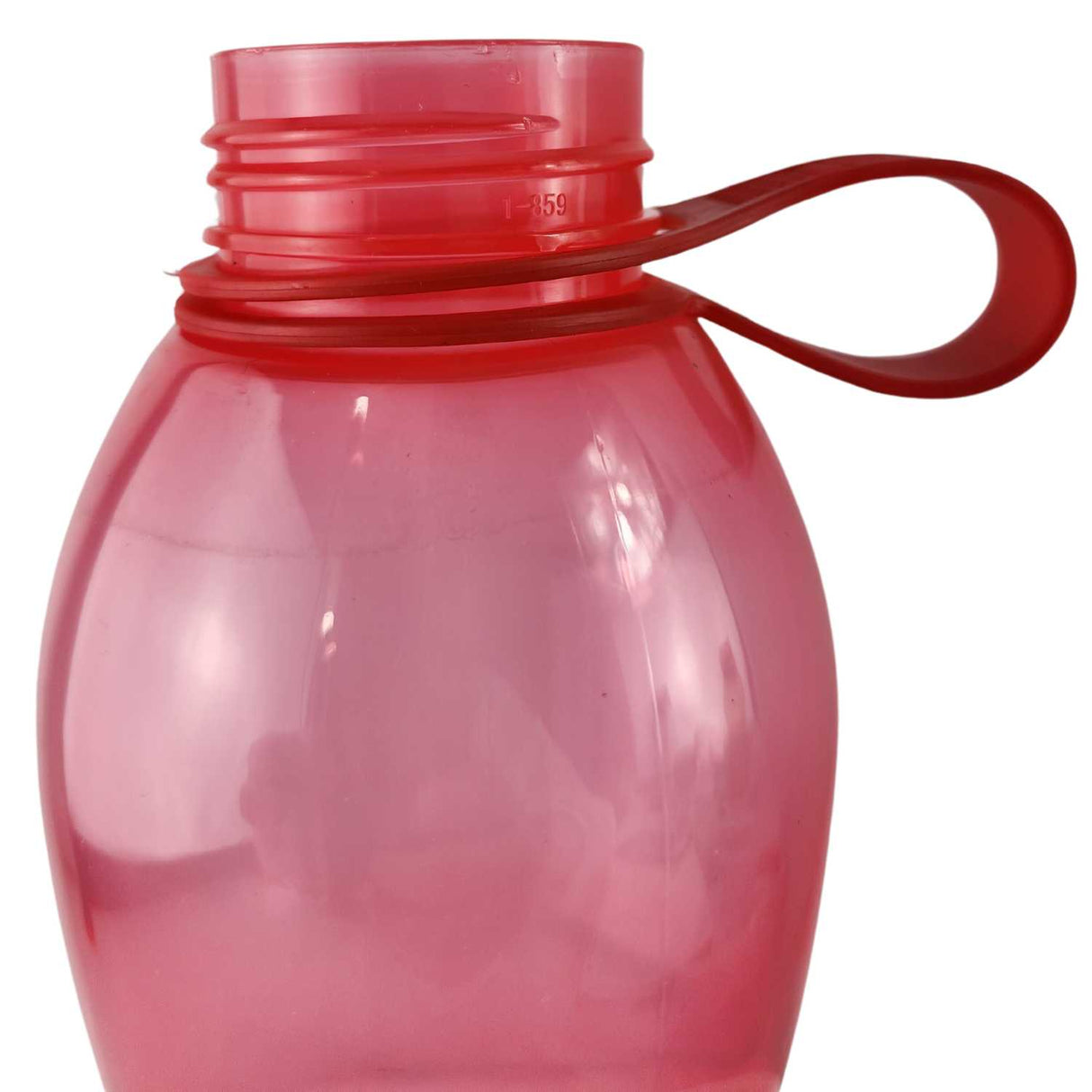 Botella Keep Value de 700ml en silicona coral, resistente a caídas, con cierre hermético ideal para jugos y agua. Perfecta para llevar a cualquier lugar.-1-4-1-1