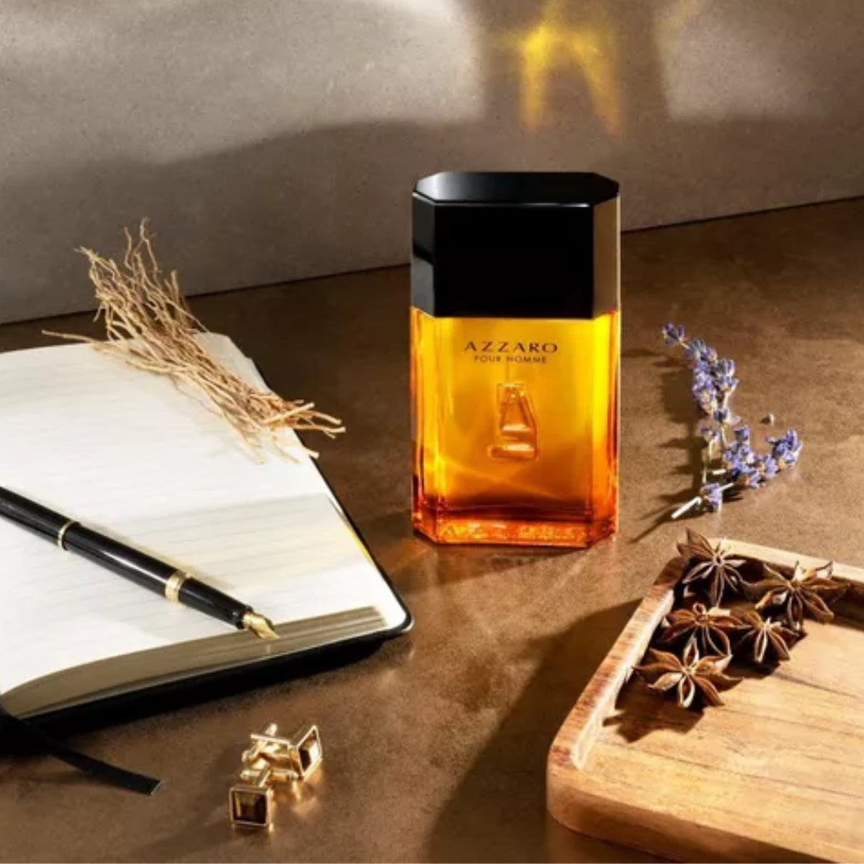 Azzaro Tradicional EDT 100Ml Hombre, una fragancia clásica y sofisticada que realza tu estilo. ¡Descúbrelo ahora y destaca en cada ocasión!-2