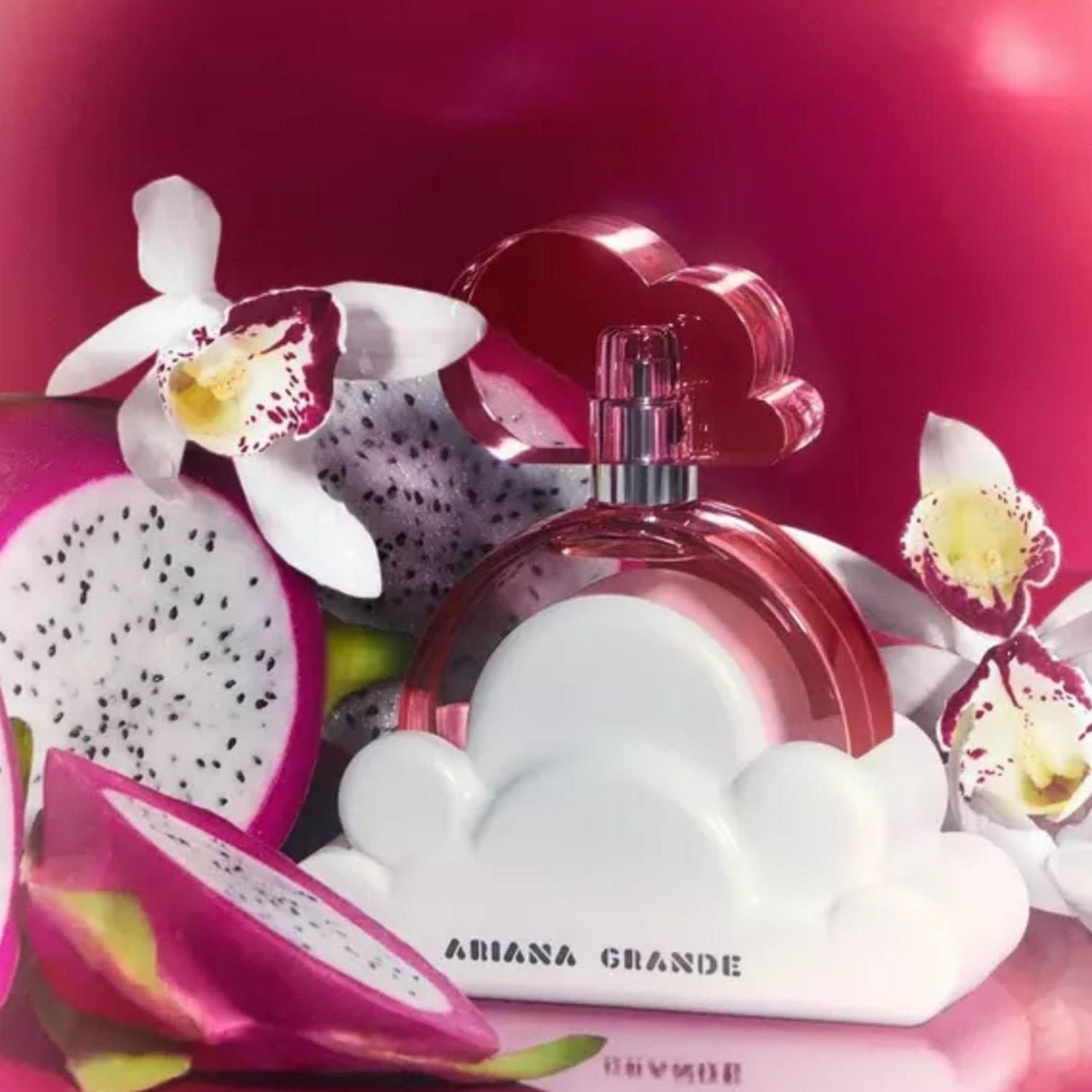 Ariana Grande Cloud Pink Edp 100ml Mujer, una fragancia dulce y envolvente que te hará sentir única. ¡Descúbrela y compra hoy tu esencia!-3
