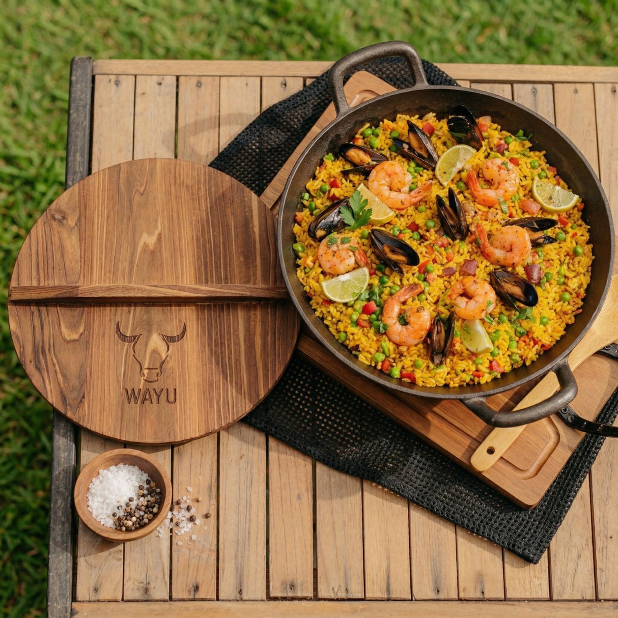 wok hierro fundido con asas laterales uso parrilla