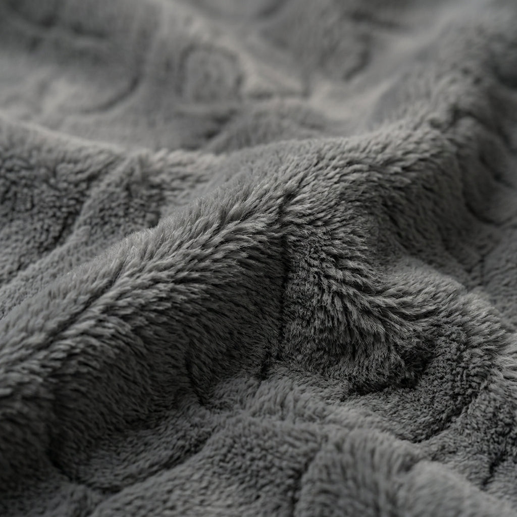 Manta Sherpa Jacquard Gris Suave 127x152cm | Disparo.cl