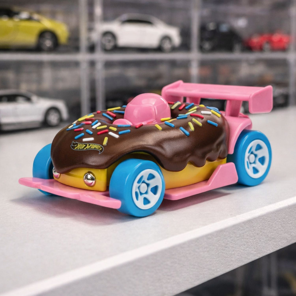Hot Wheels Auto Donut Drifter 2026 XL Mattel | Disparo.cl