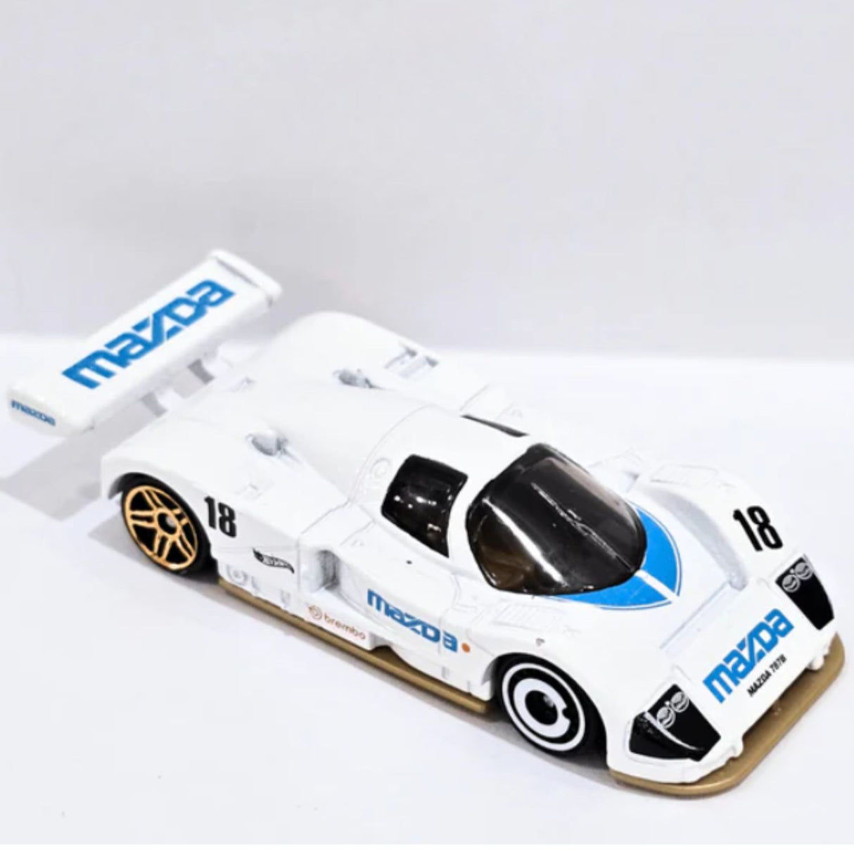 Auto Hot Wheels Mazda 787B Juguete Infantil Mattel 226/250