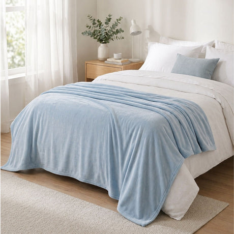 Manta Flannel Lisa Celeste Martiné 127cm x 152 cm | Disparo.cl