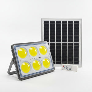 Foco Proyector LED Solar 12W Exterior Control Remoto