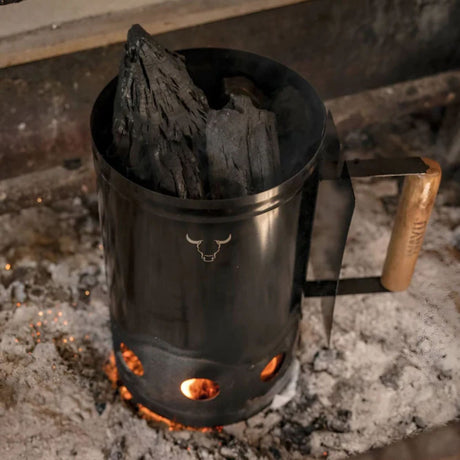Chimenea De Acero Iniciador Fuego Carbon Rapido Parrilla Wayu Encender tu parrilla nunca fue tan fácil y rápido. ¡Consigue la tuya y disfruta de deliciosas parrilladas!-1
