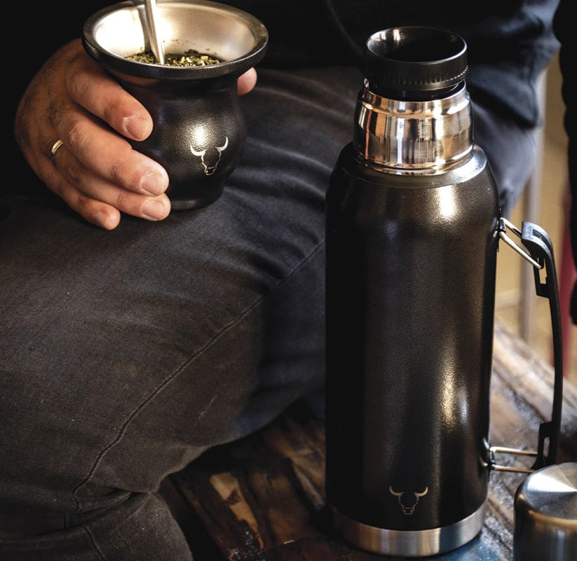 Termo Wayu Premiun De 1 Litro Agua Caliente Libre Bpa Mate Mantén tus bebidas a la temperatura ideal y disfruta de su diseño elegante. ¡Compra ahora!-3