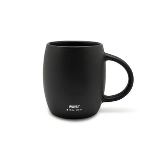 Taza Mug Black Edition Wayu: Elegancia y comodidad en cada sorbo. Disfruta de tus bebidas calientes favoritas y transforma tus momentos. ¡Compra ahora!-2