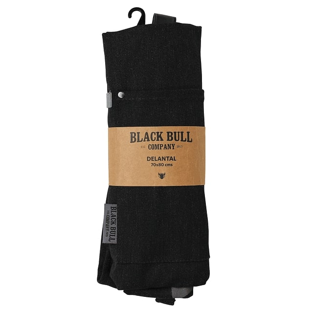 Delantal Pechera Black Bull Asado Parrilla Barbacoa Cocina Protege tu ropa mientras cocinas con estilo. ¡Haz tu pedido y disfruta de la cocina sin preocupaciones!-2