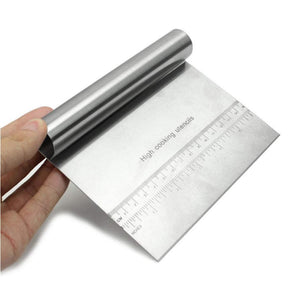 Scraper Cortador 19cm con Regla Cortador Masa Repostería. Precisión para trabajar masas y repostería. Herramienta resistente y fácil de usar. ¡Compra ahora!-1-3
