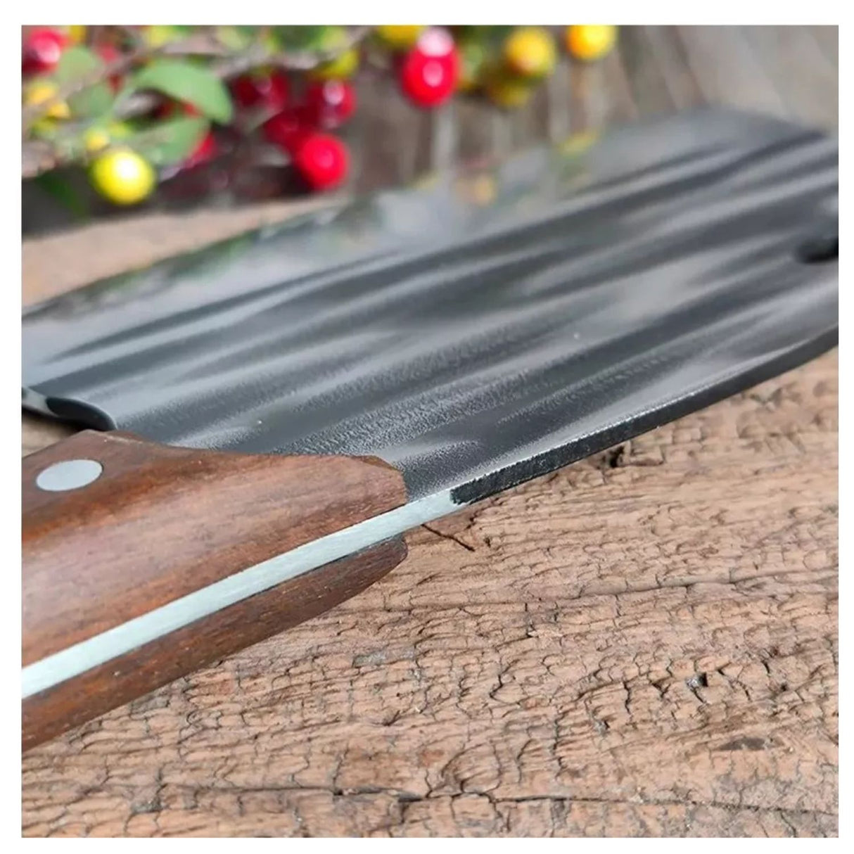Cuchillo Carnicero Fontina Acero Relieves Madera Nogal 27cm Mejora tu experiencia culinaria con este cuchillo de alta calidad. ¡Haz tu pedido ahora y transforma tu cocina!-3