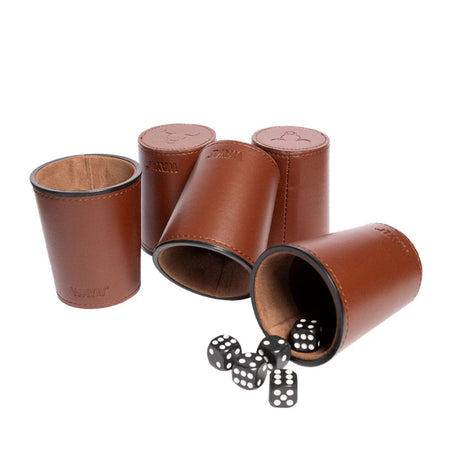 Juego de Cachos Wayu con Dados Vasos de Cuero