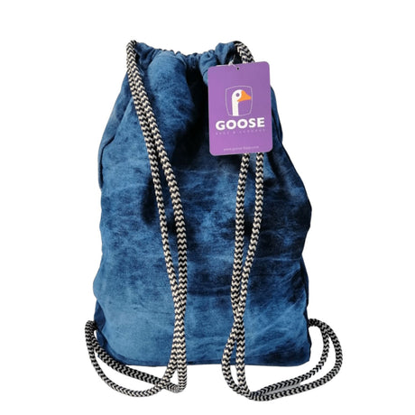 Mochila Saco Terciopelo Azul Unisex Casual Moderna Escolares

Lleva tus materiales con estilo y comodidad. Descubre la mochila perfecta para el día a día, ¡compra ahora y destaca en cada ocasión!-2