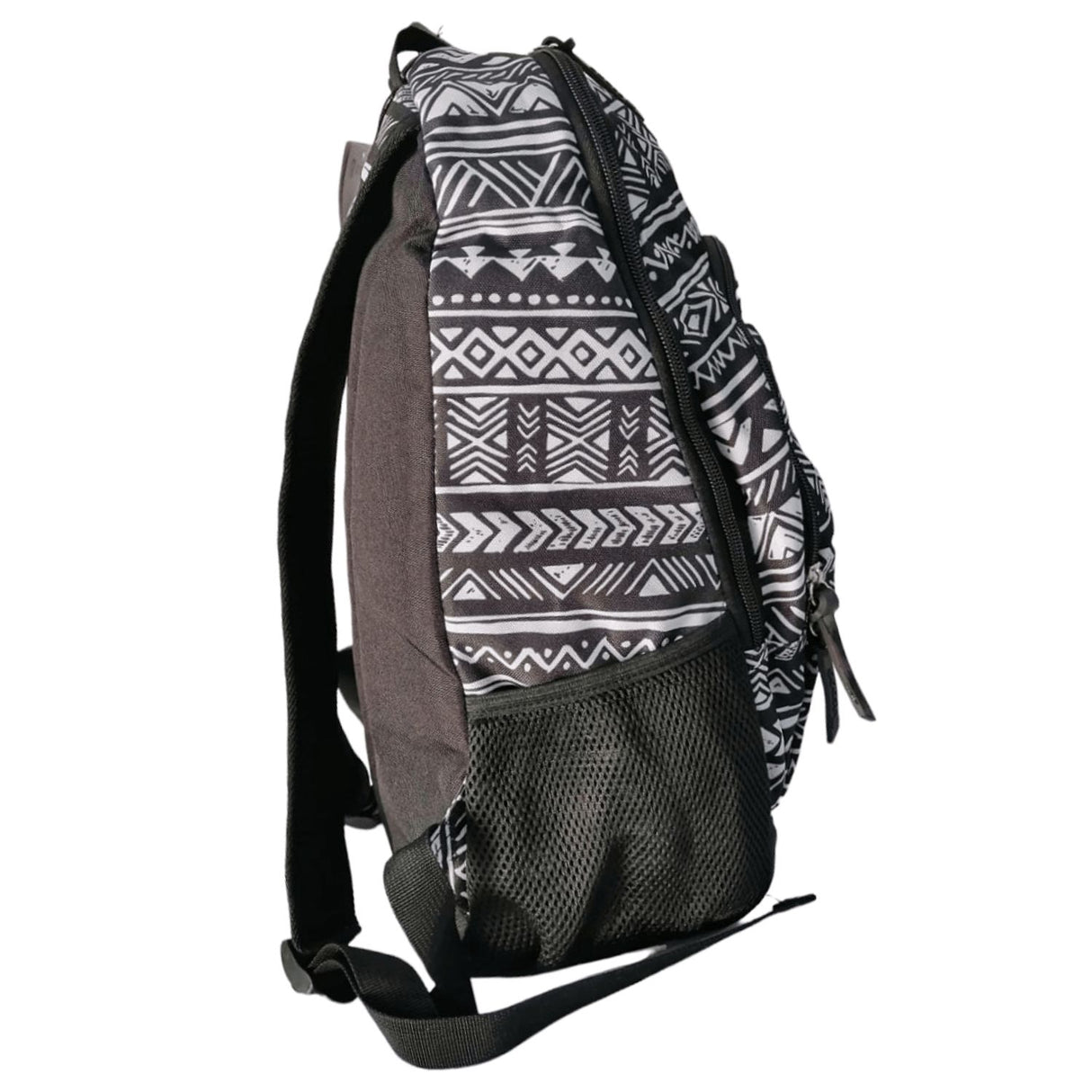 Mochila Estampado Étnico Negro Blanco Escolar Casual Escolar

Lleva tu estilo al siguiente nivel con esta mochila versátil y resistente. ¡Haz tu pedido ahora y destaca en la escuela!-2