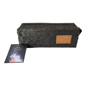 Estuche Escolar Negro Diseño Animado Resistente y Elegante

Organiza tus útiles con estilo y durabilidad. ¡Haz tu pedido ahora y añade un toque divertido a tu rutina escolar!-1