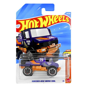 Hot Wheels Auto Mercedes-Benz Unimog 1300L 64/250 Truckin' Along