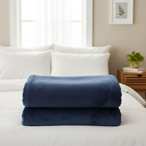 Manta Frazada Polar Flannel Lisa Azul Profundo Martine 127x152cm