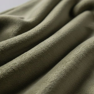 Manta Frazada Polar Flannel Lisa Verde Olivo Martine 127x152cm | Disparo.cl