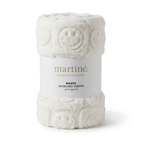 Manta Jacquard Polar Sherpa Martiné Blanco Feliz 127x152 cm. Textura suave y cálida para disfrutar en días fríos con máximo confort y estilo. ¡Llévala hoy!-1