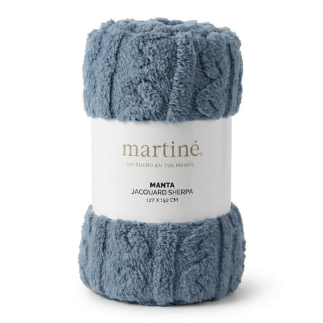 Manta Jacquard Polar Sherpa Martiné Azul Grisáceo 127x152 cm. Suave, cálida y perfecta para complementar cualquier espacio con confort y diseño. ¡Compra ahora!-1