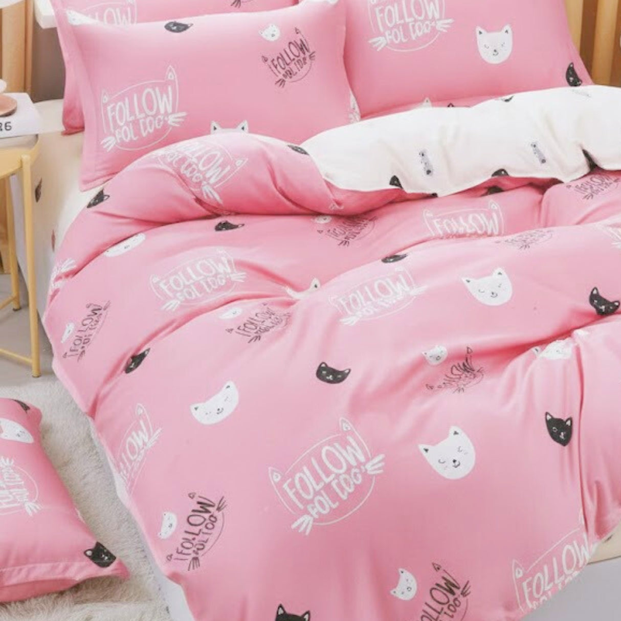Juego de Sábanas 1.5 Plaza Diseño Gatitos Rosado en Poliéster Suave | Disparo.cl