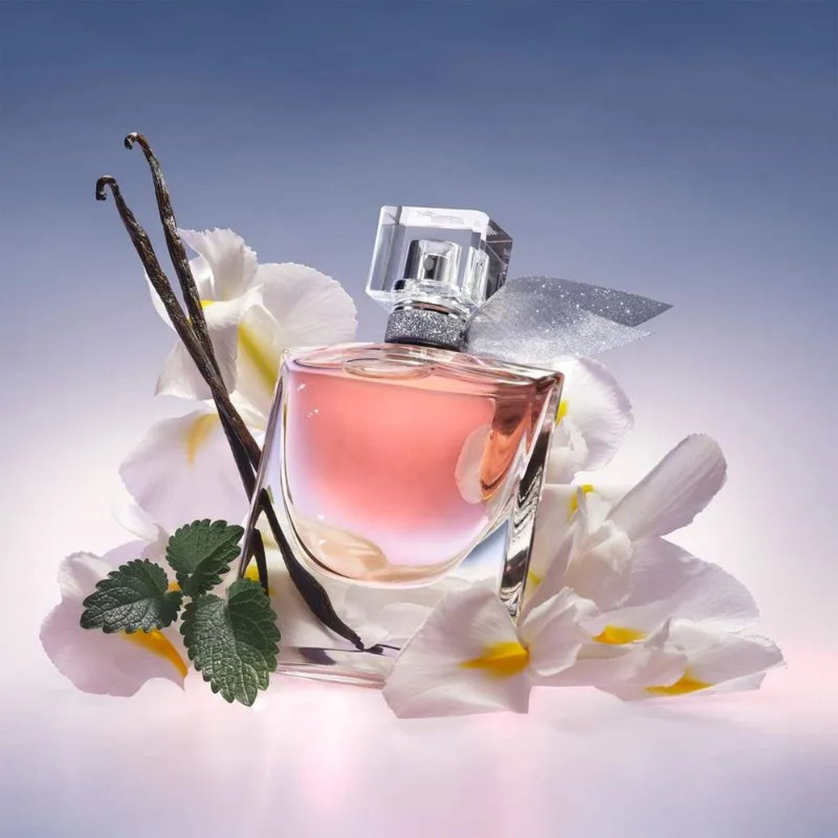 Lancome La Vie Est Belle EDP 100 Ml Mujer. Perfume floral y dulce que resalta tu belleza única. ¡Descúbrelo y enamórate hoy mismo!-2