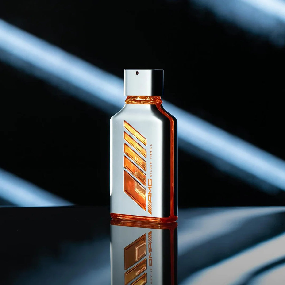 Mercedes Benz Amg Silver Edp 100 Ml Hombre. Fragancia intensa y sofisticada para el hombre moderno. ¡Descúbrela y marca la diferencia hoy!-2