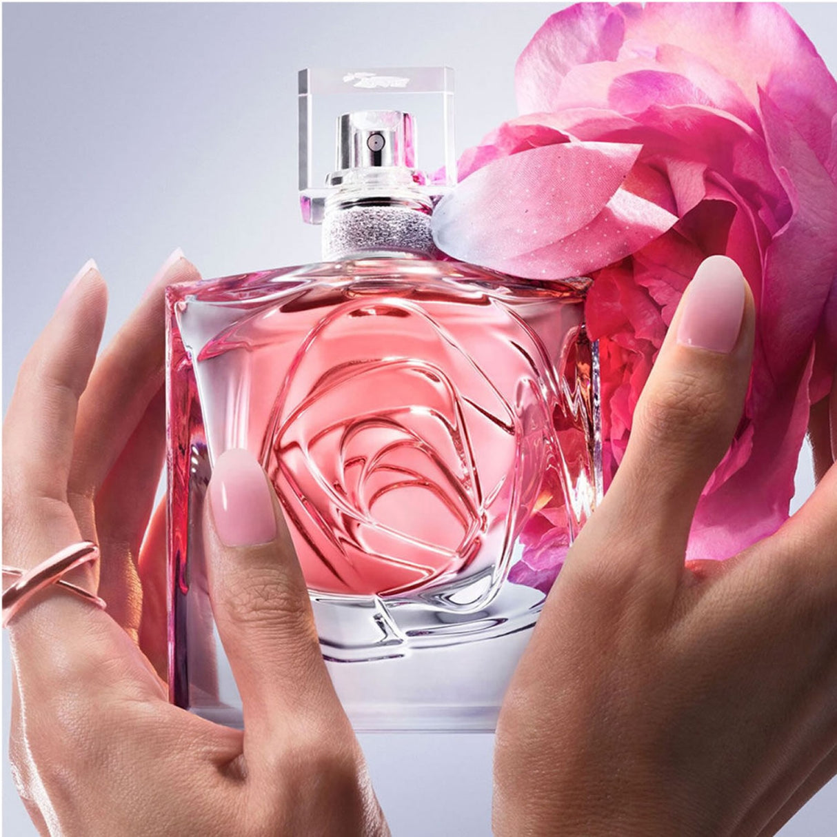 Lancome La Vie Est Belle Rose Extraordinaire Edp 100 Ml Mujer. Perfume floral y elegante que resalta tu belleza. ¡Descúbrelo ahora y deslumbra!-3