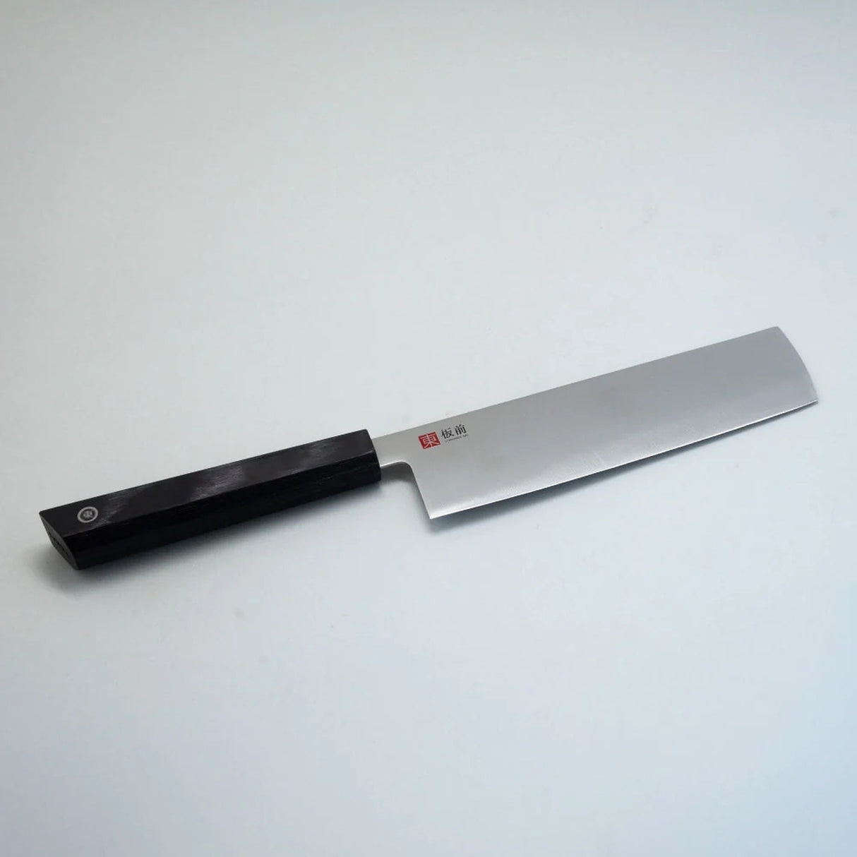 Cuchillo Nakiri Pakka Tokai 7 Pulgadas Acero Profesional