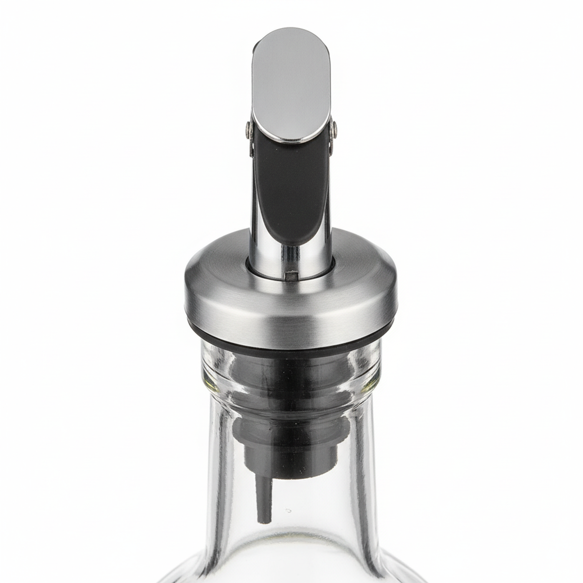Detalle pico vertedor acero inoxidable anti-goteo aceitera vidrio