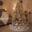 Faldón árbol navidad plateado decorando living navideño hogar chileno