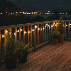 Guirnalda solar navidad terraza exterior hogar chileno noche luces LED
