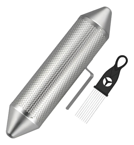 Guiro metalico torpedo plateado charrasca instrumento musical vista frontal con raspador
