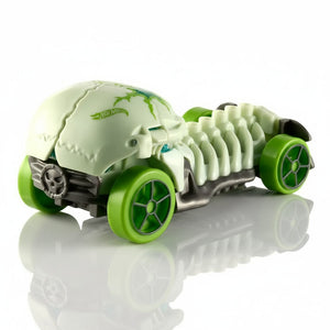 Auto Hot Wheels Lets Race Activate Skull Crusher con cúpula azul transparente