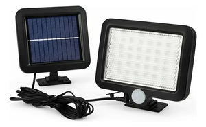 Lámpara solar LED 56 con sensor de movimiento panel solar cable negro vista frontal