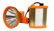 Linterna cabeza LED recargable naranja set foco farol vista frontal fondo blanco