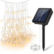 Luces navidad solares cascada 144 LED cálida con panel solar y estaca vista frontal