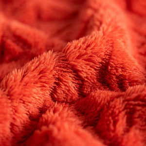 Manta Sherpa Jacquard Roja 127x152cm Martiné | Disparo.cl