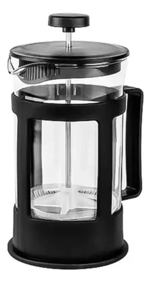 Cafetera francesa 350ml negra en cocina moderna Santiago con granos de café