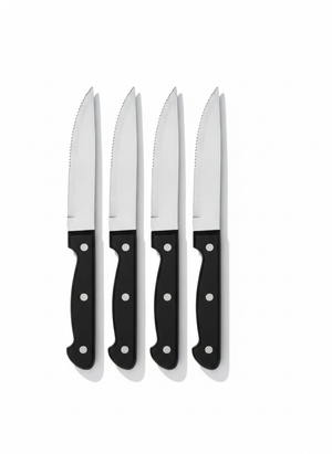 Set 4 cuchillos sierra asado mango negro fondo blanco vista frontal