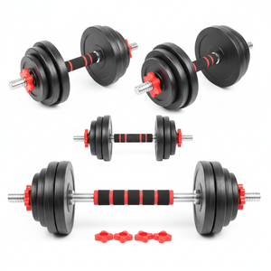 Mujer usando barra unible mancuernas ajustables 20kg en garage gym